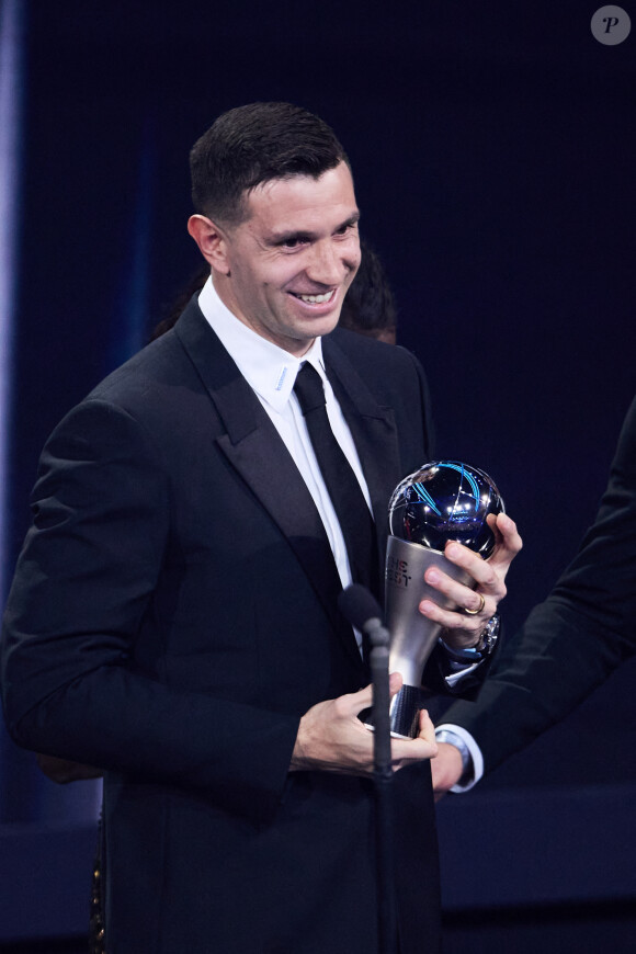 Emiliano Martinez - Cérémonie des Best FIFA Football Awards à la salle Pleyel à Paris, France, le 27 février 2023. Cyril Moreau/Bestimage