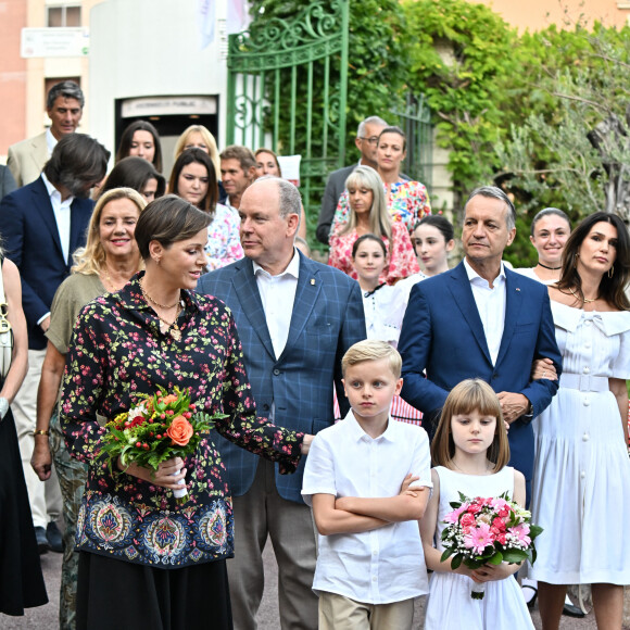 Le prince Albert II de Monaco, sa femme la princesse Charlene et leurs enfants, le prince héréditaire Jacques et la princesse Gabriella, accompagnés de Charlotte Casiraghi, de son fils Raphaël Elmaleh, de Dimittri Rassam, son mari et de leur fils Balthazar, entourés des membres du Conseil Municipal ont participé au traditionnel pique-nique des Monégasques " U Cavagnëtu " au parc Princesse Antoinette, à Monaco, le 9 septembre 2023. Après une messe célébrée par l'Archevêque de Monaco, tout le monde s'est retrouvé autour des inévitables barbajuans, accompagnés de pissaladières, de fougasses à l'anis et bien sûr de la socca. © Bruno Bebert / Bestimage 