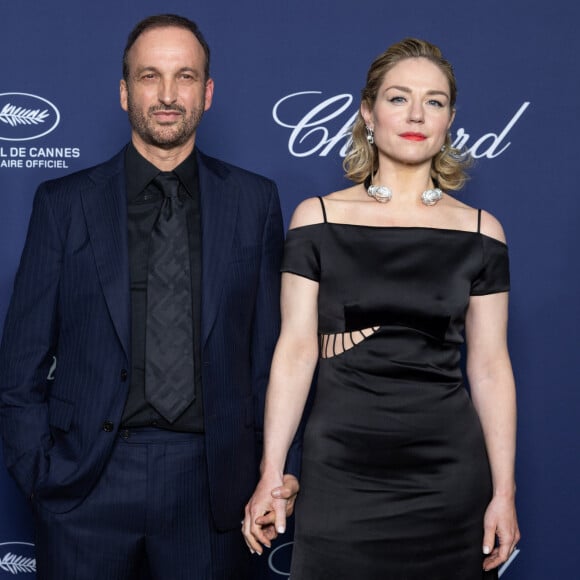 Michel Ferracci et sa femme Émilie Dequenne - Cérémonie du remise du Trophée Chopard au Carlton Beach à Cannes, lors du 76ème Festival International du Film de Cannes. Le 19 mai 2023 © Olivier Borde / Bestimage