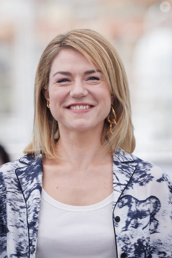 Emilie Dequenne au photocall du jury "Un Certain Regard" lors du 76ème Festival International du Film de Cannes, le 17 mai 2023. © Dominique Jacovides/Cyril Moreau/Bestimage 