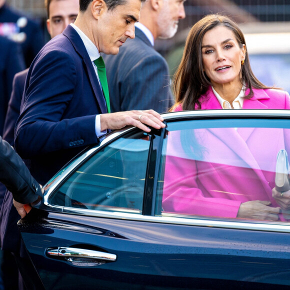 Le roi et la reine Letizia d'Espagne avec le prince et la princesse de Danemark lors d'une table ronde sur la vie urbaine durable au Centre danois d'architecture de Copenhague, Danemark, le 8 novembre 2023, le dernier jour de la visite d'État de 3 jours du couple royal espagnole au Danemark. 