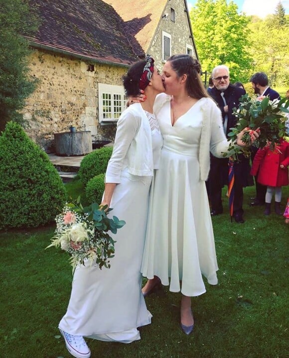 Chloé Charles, ex-candidate de "Top Chef", mariée à sa belle Gaëlle et maman d'une petite Olga.