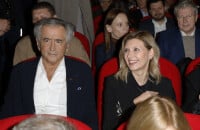 Bernard-Henri Lévy fier : applaudi dans l'ombre par sa femme Arielle Dombasle et son petit-fils, ado aux parents célèbres