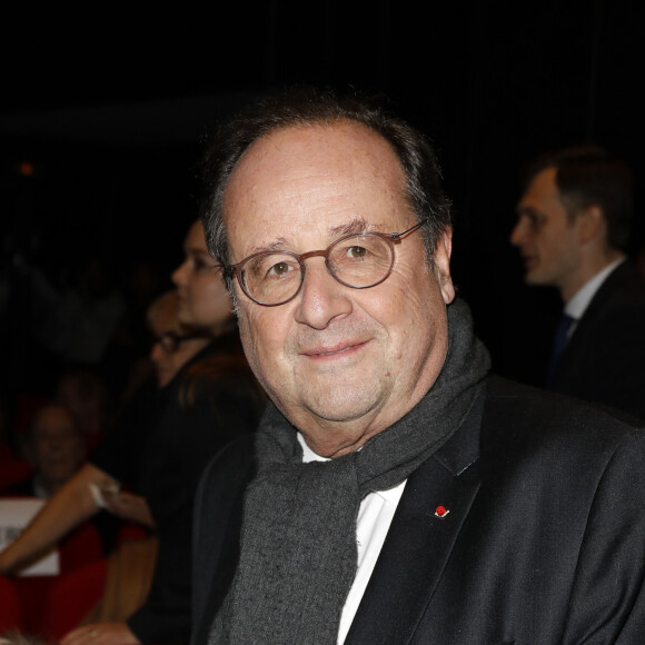 ou encore l'ancien président de la République François Hollande
François Hollande - Avant-première du documentaire "L'Ukraine au Coeur" au cinéma le Balzac à Paris le 8 novembre 2023. © Marc Ausset-Lacroix/Bestimage