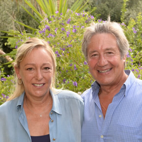 Exclusif - Patrick Sabatier et sa femme Isabelle - C'est durant le week-end du 9 au 11 octobre que le grand chef Christophe Leroy de Saint-Tropez, a organisé dans son hôtel restaurant situé dans la Palmeraie, les premières vendanges de Marrakech