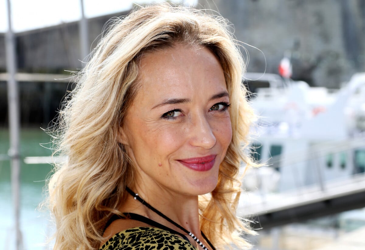 Photo : Hélène De Fougerolles pour la série télévisée "Balthazar" au