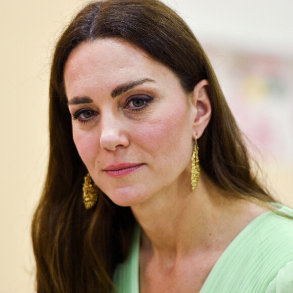 Le prince William, duc de Cambridge, et Catherine (Kate) Middleton, duchesse de Cambridge, visitent l'école primaire Sybil Strachan à Nassau aux Bahamas, le 25 mars 2022. Le duc et la duchesse de Cambridge visitent le Belize, la Jamaïque et les Bahamas au nom de sa Majesté la reine à l'occasion du jubilé de platine. 