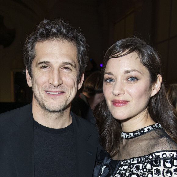 Guillaume Canet et sa compagne Marion Cotillard (en Chanel) - Intérieur du dîner Chanel des révélations César 2020 au Petit Palais à Paris, le 13 janvier 2020. © Olivier Borde/Bestimage 