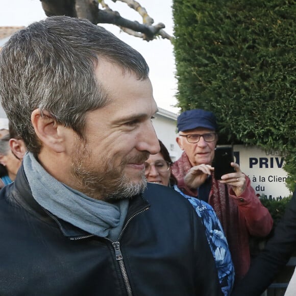 Exclusif - Guillaume Canet et sa compagne Marion Cotillard lors de l'avant-première nationale du film "Nous finirons ensemble" (suite des "Petits Mouchoirs") au cinéma le Rex d'Andernos-les-Bains, bassin d'Arcachon, France, le 17 avril 2019. © Patrick Bernard/Bestimage 