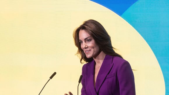 Kate Middleton, working girl ultra-chic en violet : tenue époustouflante pour un discours émouvant