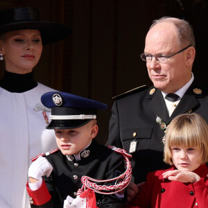 La princesse Charlène de Monaco, Le prince Albert II de Monaco, Le prince Jacques de Monaco, marquis des Baux, La princesse Gabriella de Monaco, comtesse de Carladès, lors de la Fête Nationale de la principauté de Monaco, le 19 novembre 2022. © Claudia Albuquerque/Bestimage 