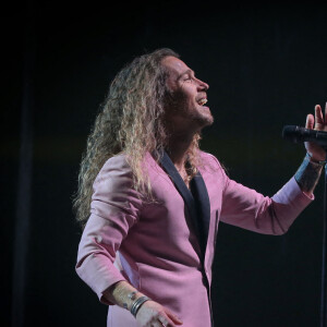 Exclusif - Julien Doré est en concert au Zenith Arena à Lille le 10 décembre 2022. © Stéphane Vansteenkiste / Bestimage 