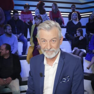 Exclusif - Gilles Verdez - Sur le plateau de l'émission TPMP (Touche Pas à Mon Poste) présentée en direct par C.Hanouna et diffusée sur C8 à Paris le 7 mars 2023. © Jack Tribeca / Bestimage 