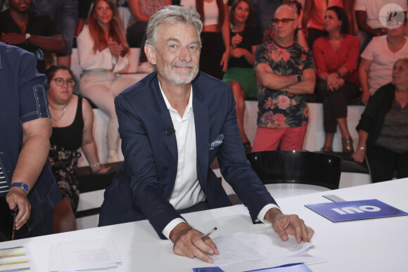 Exclusif - Gilles Verdez sur le plateau de l'émission Touche pas à mon poste (TPMP) présentée en direct par C.Hanouna et diffusée sur C8 le 29 août 2022. © Jack Tribeca / Bestimage 