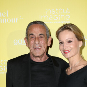 Exclusif - Prix Spécial- No tabloïd - No Web - Thierry Ardisson et sa femme Audrey Crespo-Mara - Le professeur S.Lyonnet, président de l'Institut des maladies génétiques, et le galériste K. Mennour ont organisé la 4ème édition de la soirée "Heroes for Imagine", une grande vente aux enchères d’oeuvres d'art, animée par G.Elmaleh et dirigée par Christie's, à l'institut Imagine, 24 boulevard du Montparnasse dans le 15ème arrondissement de Paris, France, le 12 septembre 2022. La vente aux enchères a rapporté plus de huit millions d'euros. "Grâce à HEROES, la recherche sur les maladies génétiques s'accélère, quels que soient les obstacles, au bénéfice des enfants malades et de leurs familles. Avec virtuosité et engagement, les chercheurs et les médecins de l'Institut Imagine, pratiquent la meilleure science d'aujourd'hui pour inventer la mailleure médecine de demain". © Dominique Jacovides/Bestimage  No Web pour la Belgique et la Suisse Exclusive - For Germany Call For Price - No Web - Celebs attend the "Heroes for Imagine" art auction at institut Imagine in Paris, France, on September 12, 2022. 