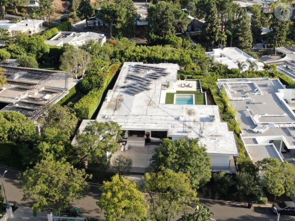 La maison de Matthew Perry, où l'acteur vivait avec son assitant Kenny Iwamasa, jusqu'à sa mort à Los Angeles. Bestimage / Backgrid USA 
