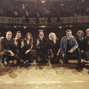 Exclusif - Pascal Obispo et la troupe originale des Dix Commandements - Hommage à Daniel Lévi lors d'un gala au théâtre Mogador à Paris au profit de l'association Daniel Lévi le 7 novembre 2022. © Jack Tribeca / Bestimage