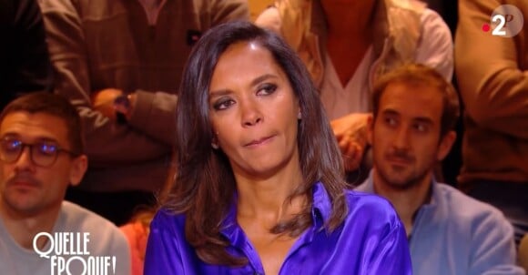 Karine Le Marchand en larmes dans "Quelle époque sur France 2 !" le 25 novembre 2023.