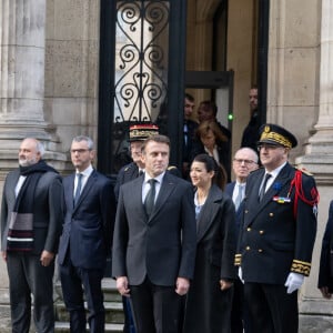 "Je lui dis les choses cash. Par SMS souvent, car il aime la franchise. Il me répond à chaque fois et moi pareil."
Pierre Andre Imbert, Alexis Kohler, Emmanuel Macron, Sabrina Agresti-Roubache, Laurent Nunez - Le président français lors de la Cérémonie de la grande relève de la Garde au Palais de l'Elysée à Paris. Le 7 novembre 2023 © Jacques Witt / Pool / Bestimage