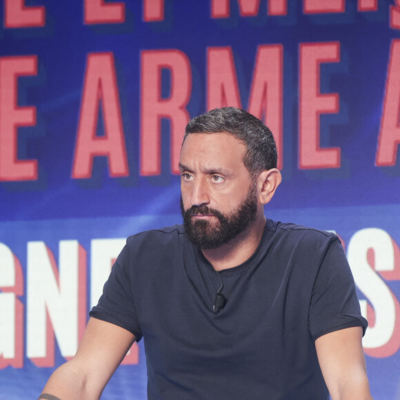 "Le Parisien" a déjà pu le visionner et en a fait un rapport en avant-première. 
Exclusif - Cyril Hanouna - Enregistrement de l'émission "TPMP (Touche Pas à Mon Poste)", présentée par C.Hanouna et diffusée en direct sur C8 le 22 novembre © Jack Tribeca / Bestimage