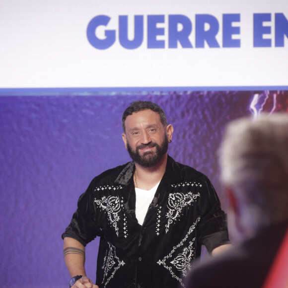 Exclusif - Cyril Hanouna - Enregistrement de l'émission "TPMP (Touche Pas à Mon Poste)", présentée par C.Hanouna et diffusée en direct sur C8 le 11 octobre 2023 © Jack Tribeca / Bestimage