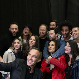 Exclusif - Nikos Aliagas, Pablo Mira, sa femme Lisa Brunet, le chanteur Hervé, Etienne Guillou-Kerven, Julien Paolini, Perrine Altman, Gani Ujkaj, Antoine Herrera, Joseph Abadie, Benjamin Blaquiere, David Saada, Mathilde Marsiglia, Marie Poizot et Celia Fantola - Enregistrement de l'émission "La chanson secrète", présentée par N.Aliagas et diffusée le 1er décembre sur TF1 © Guillaume Gaffiot-Cyril Moreau / Bestimage  Exclusive - No Web No Blog pour Belgique et Suisse