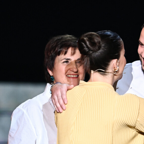 Exclusif -  Camille Lellouche, Florence Daviou, Maxime Lellouche et Gerard Darmon - Enregistrement de l'émission "La chanson secrète", présentée par N.Aliagas et diffusée le 1er décembre sur TF1 © Guillaume Gaffiot-Cyril Moreau / Bestimage 