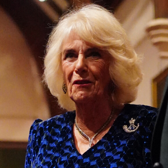 La reine Camilla était rayonnante pour un dîner où elle est arrivée en solo.
Reine Camilla - Rifles Awards Dinner, City de Londres