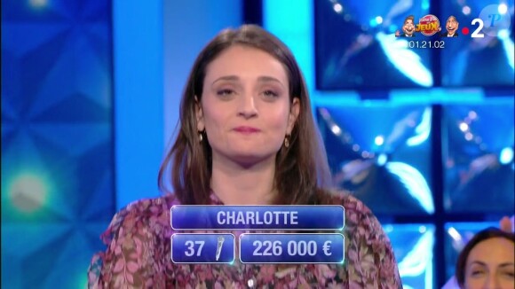 Louis a été éliminé par Charlotte le 9 mars 2023, qui deviendra ensuite la 8e meilleure candidate du jeu musical, avec 59 victoires et 366 000 euros de gains
"N'oubliez pas les paroles" sur France 2, émission du vendredi 31 mars 2023.