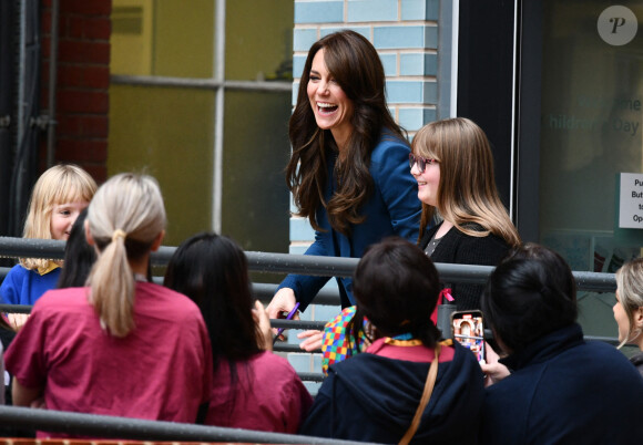 Catherine (Kate) Middleton, princesse de Galles, inaugure la nouvelle unité de chirurgie de jour pour enfants "Evelina" à l'hôpital Guy's et St Thomas de Londres, Royaume Uni, le 5 décembre 2023. 