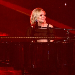 Exclusif - Louane Emera - Enregistrement de l'émission "La chanson de l'année" dans les Arènes de Nîmes, présentée par N.Aliagas et diffusée le 17 juin sur TF1 © Bruno Bebert-Christophe Clovis / Bestimage 