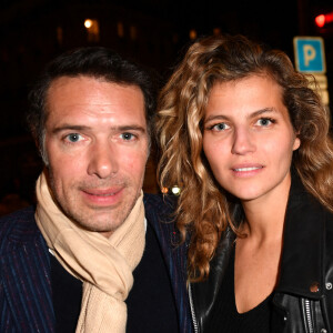 Nicolas Bedos et sa compagne Pauline Desmonts - Cocktail pour la sortie du livre de Michel Denisot " On peut rire de tout, sauf en mangeant de la semoule" aux Deux Magots à Paris le 15 mars 2023. © Veeren/ Bestimage