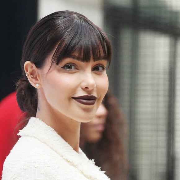 Nabilla Benattia - Personnalités au défilé prêt-à-porter Giambattista Valli Printemps/été 2024 lors de la Fashion Week de Paris (PFW) le 29 septembre 2023. © Jonathan Rebboah / Panoramic / Bestimage