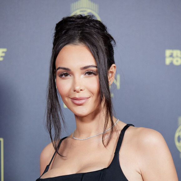 Nabilla, qui vit désormais à Dubaï, n'était pas présente au procès.
Nabilla Vergara - Photocall de la 66ème cérémonie du Ballon d'Or au Théâtre du Chatelet à Paris le 17 octobre 2022. © Cyril Moreau/Bestimage