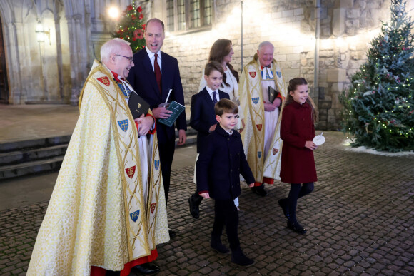 Le prince William, prince de Galles, et Catherine (Kate) Middleton, princesse de Galles, Le prince George de Galles, La princesse Charlotte de Galles, Le prince Louis de Galles - Traditionnel concert de Noël "Together At Christmas" en l'abbaye de Westminster à Londres. Le 8 décembre 2023.