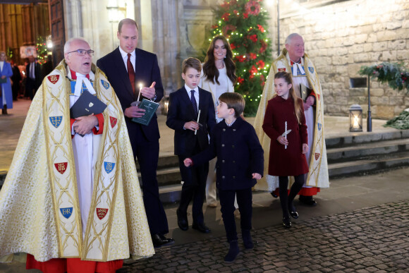 Le 8 décembre 2023, Kate Middleton s'est rendue au traditionnel concert de Noël "Together At Chrismas", organisé en l'abbaye de Westminster à Londres.
Le prince William, prince de Galles, et Catherine (Kate) Middleton, princesse de Galles, Le prince George de Galles, La princesse Charlotte de Galles, Le prince Louis de Galles - Traditionnel concert de Noël "Together At Christmas" en l'abbaye de Westminster à Londres. Le 8 décembre 2023.