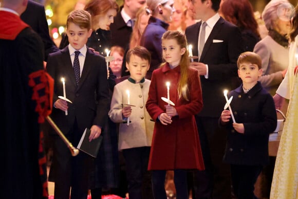 Le prince George, la princesse Charlotte et le prince Louis de Galles - Traditionnel concert de Noël "Together At Christmas" en l'abbaye de Westminster à Londres. Le 8 décembre 2023.