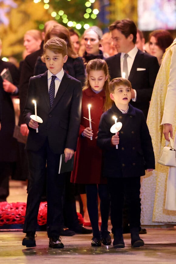 Le prince George de Galles, la princesse Charlotte de Galles et Le prince Louis de Galles, au traditionnel concert de Noël "Together At Christmas" à l'abbaye de Westminster à Londres, Royaume Uni, le 8 décembre 2023. 