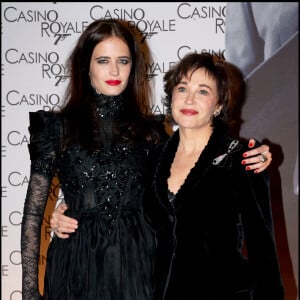 Eva Green et Marlène Jobert au Grand-Rex, à Paris, le 17 novembre 2006. © Rindoff-Guirec / Bestimage