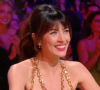Ce samedi, TF1 diffuse l'élection très attendue de Miss France 2024. Au Zénith de Dijon, une femme a presque volé la vedette aux Miss !
Nolwenn Leroy très sensuelle dans une robe rouge très décolletée lors de l'élection de Miss France.