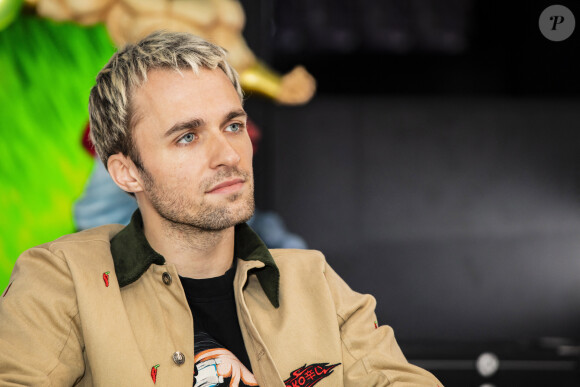 Exclusif - Le youtubeur et Instagrameur Squeezie (Lucas Hauchard) - Enregistrement de l'emission "Clique X" , présentée par M.Achour et diffusée à partir du 28 janvier 2021 sur C+ et sur MyCanal. Paris, le 21 janvier 2021 © Jack Tribeca / Bestimage