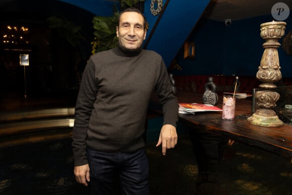 Tout comme l'acteur fétiche de Cédric Klapisch, Zinédine Soualem
Zinedine Soualem - Lancement du nouveau numéro du magazine Cerise au restaurant Coya à Paris le 18 décembre 2023. © Jeremy Melloul / Bestimage