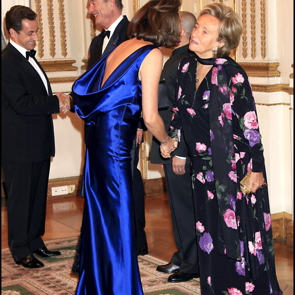 NICOLAS SARKOZY ET SA FEMME CECILIA ARRIVENT A LA RECEPTION DONNEE A L'OCCASION DE LA VISITE DU ROI DU CAMBODGE, NORODOM SIHAMONI, EN FRANCE  NICOLAS SARKOZY AND WIFE CECILIA ARRIVE AT THE OFFICIAL DINNER ORGANISED DURING KING NORODOM SIHAMONI OF CAMBODIA STATE VISIT IN FRANCE 