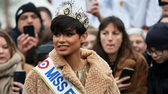 Eve Gilles (Miss France 2024), une reine de beauté non genrée ? "Je ne m'identifie pas comme..."