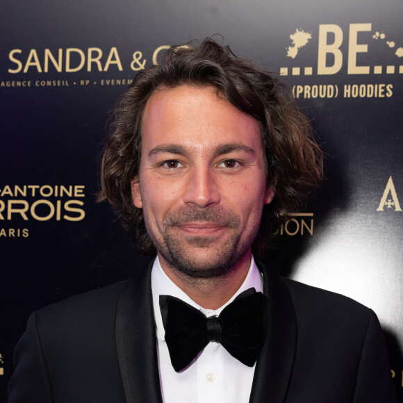  Bertrand Chameroy est bientôt animateur de Bertrand n'a pas sommeil. Une nouvelle émission dont il sera aux commandes et qui sera diffusé le vendredi soir à partir de 22h45 sur France 2.
Exclusif - Bertrand Chameroy - Soirée à la suite Sandra & Co lors du 76ème Festival International du Film de Cannes le 26 mai 2023. © Aurelio Stella/Bestimage