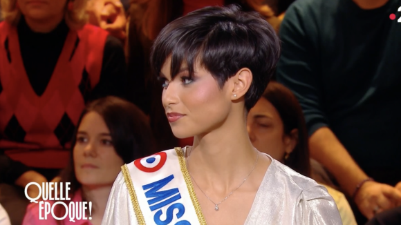 Eve Gilles (Miss France) dans "Quelle époque !" sur France 2