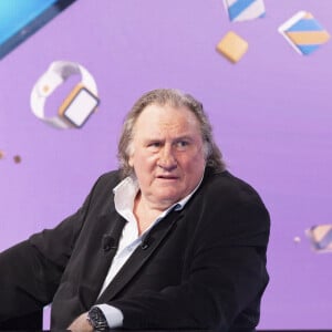 Exclusif - Gérard Depardieu - Première émission TPMP (Touche Pas à Mon Poste!) de la saison pour Cyril Hanouna et son équipe de chroniqueurs, avec beaucoup de nouveautés, un nouveau plateau, nouveau décor, des nouveaux arrivants, ainsi que la présence rare et exclusive de G.Depardieu à Paris le 31août 2020. © Jack tribeca / Bestimage