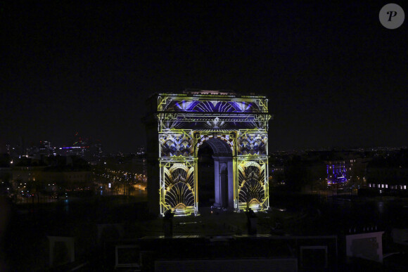 Feu d'artifice - Emission "La grande soirée du 31 de Paris", diffusée le 31 décembre sur France 2 © Jack Tribeca / Christophe Clovis / Bestimage 