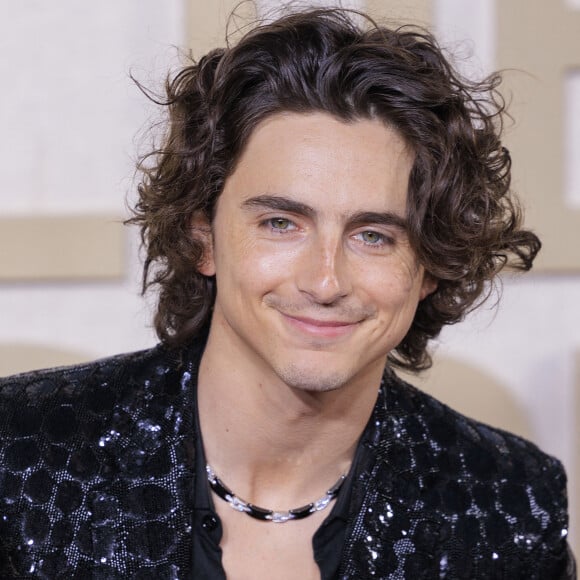 Si le monde avait encore un doute à propos de leur relation, voilà qui devrait mettre les choses au clair.
Timothee Chalamet - Photocall de la 81ème cérémonie des Golden Globes au Beverly Hilton à Los Angeles. © PI via ZUMA Press Wire / Bestimage