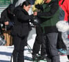 On ignore ce que Salma Hayek a reçu comme cadeau de Noël de la part de son époux François-Henri Pinault, mais une chose est sûre.
Exclusif - Salma Hayek et son mari François-Henri Pinault font du ski à Aspen. Le 27 décembre 2023.